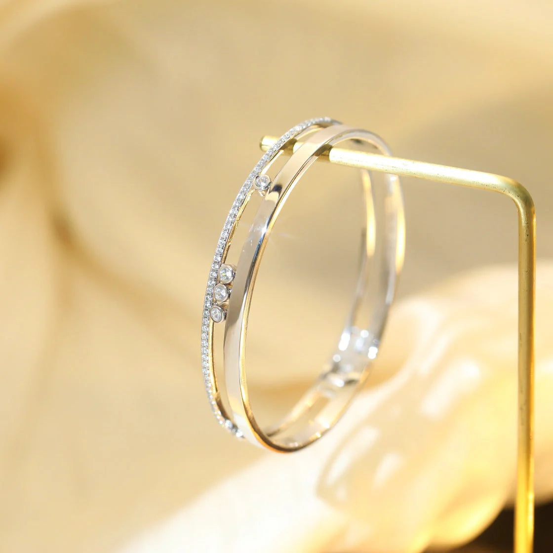 [Vintora]Move Romane Diamond Bangle Bracelet