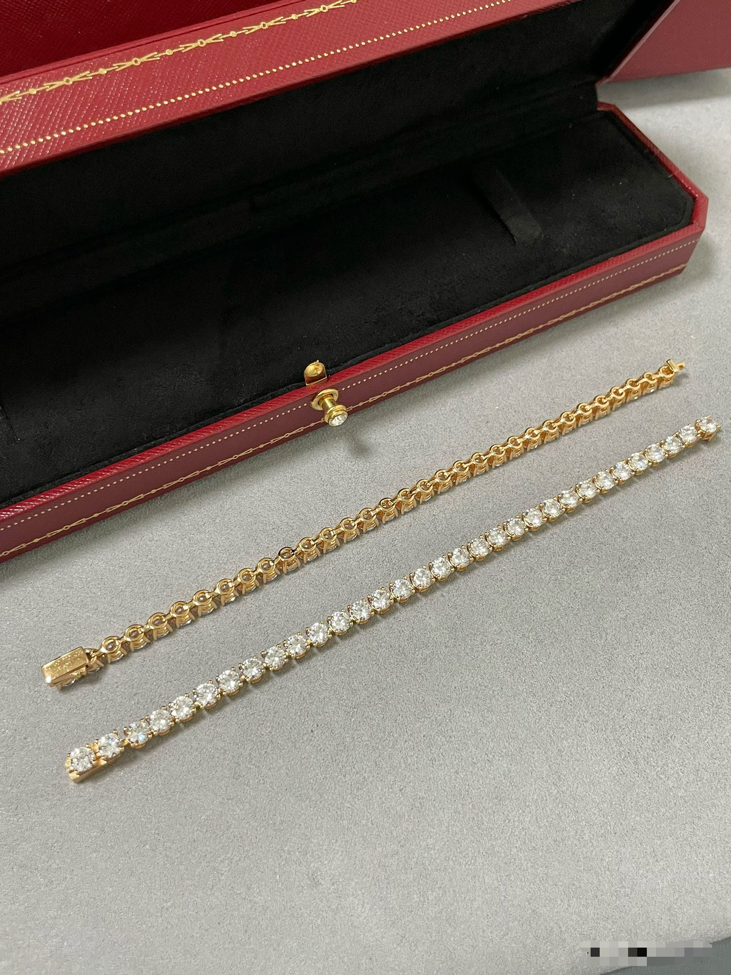 [Vintora jewelrys]TENNIS BRACELET WITH FULL DIAMOND SETTING