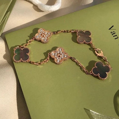 [Vintora] CLOVER 5 MOTIF GRAY MOP BRACELET COLLECTION