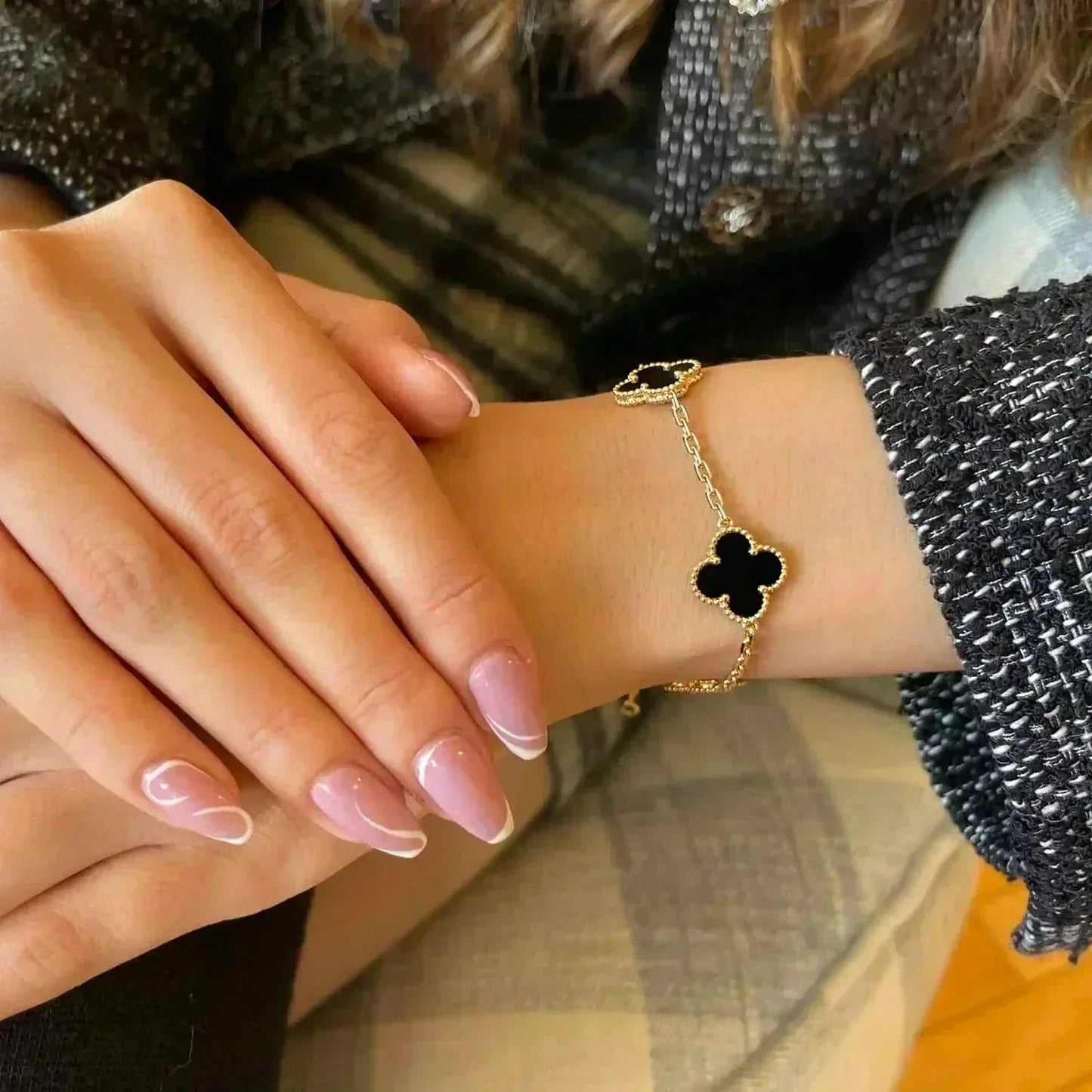 [Vintora] CLOVER 5 MOTIF ONYXS BRACELET COLLECTION