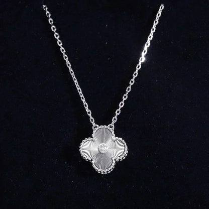 [Vintora]CLOVER  15MM DIAMOND LASER NECKLACE SILVER