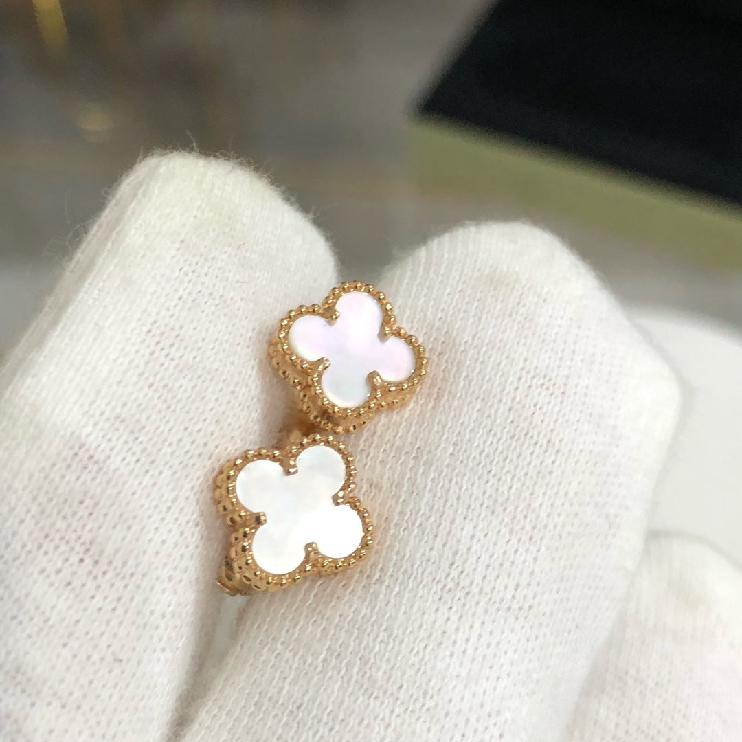 [Vintora]CLOVER MINI GOLD EARRINGS