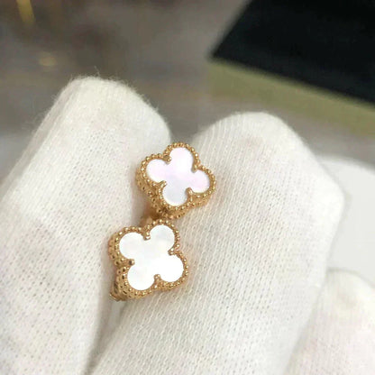 [Vintora]CLOVER MINI 9.5MM WHITE MOP EARRINGS