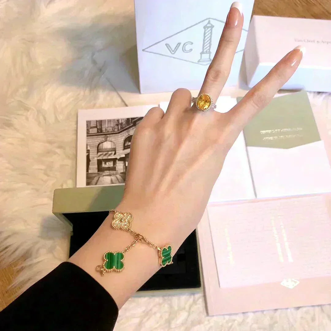 [Vintora] CLOVER 5 MOTIF MALACHITE BRACELET COLLECTION