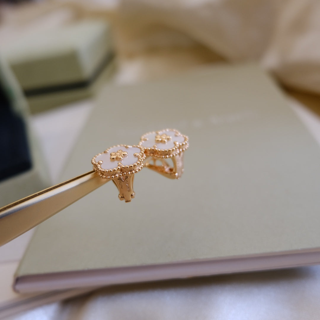[Vintora]LUCKY PINK GOLD WHITE MOP EARRINGS