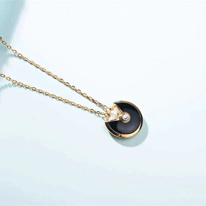 [Vintora]AMULETTE GOLD CARNELIAN ONYX NECKLACE