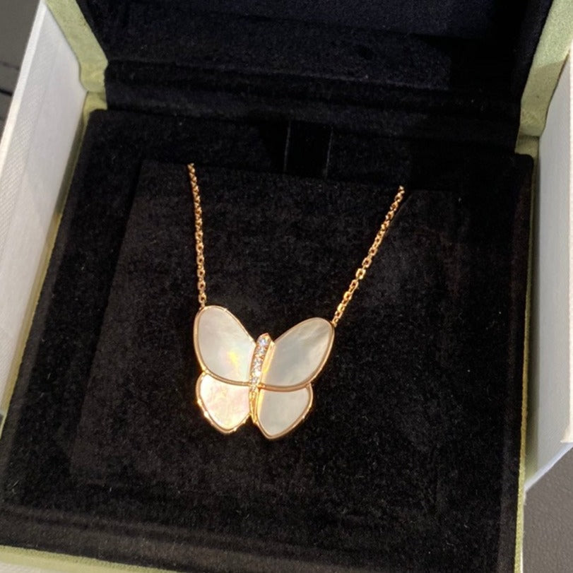 [Vintora]BUTTERFLY GOLD MOP DIAMOND NECKLACE