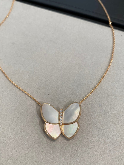 [Vintora]BUTTERFLY GOLD MOP DIAMOND NECKLACE