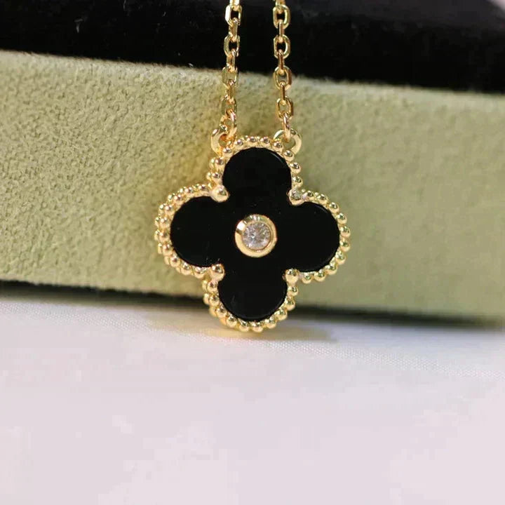 [Vintora]CLOVER 15MM DIAMOND ONYX NECKLACE