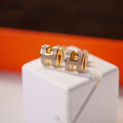 [Vintora]MINI POP H GOLD EARRINGS GREY