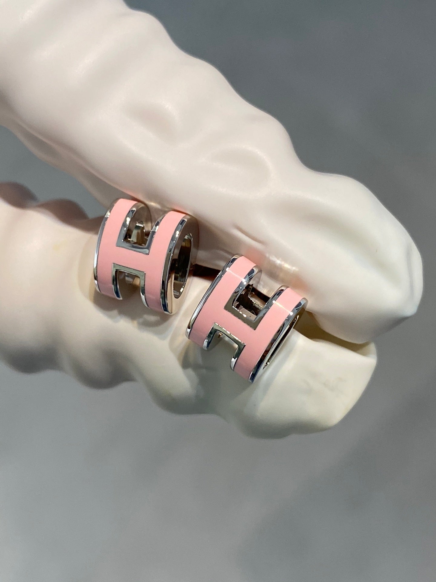 [Vintora]MINI POP H SILVER EARRINGS PINK