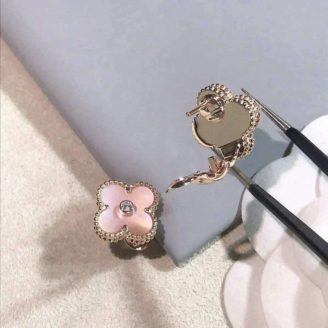 [Vintora]CLOVER MEDIUM 1 MOTIFS  PINK MOP DIAMOND EARRINGS