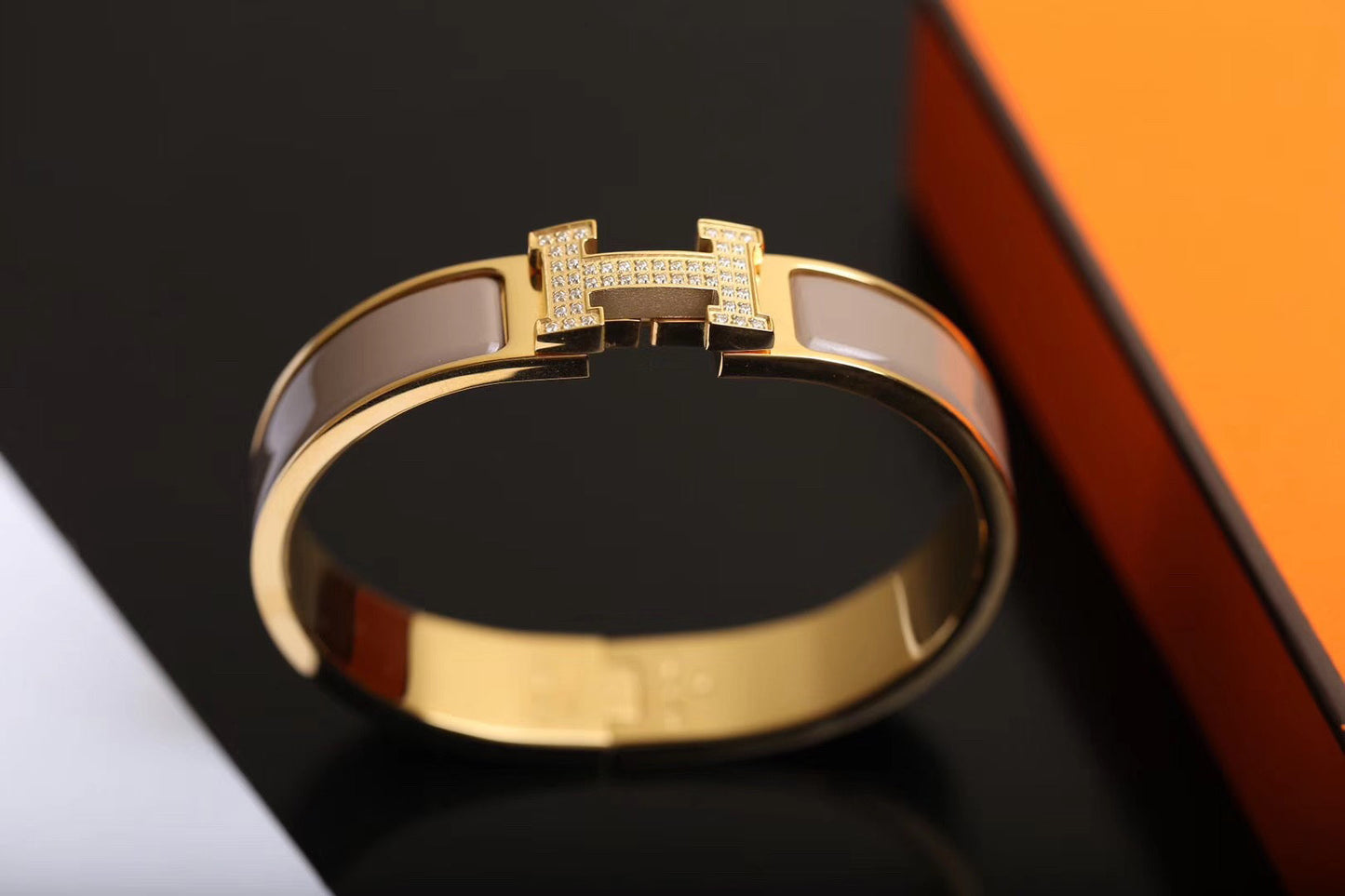 [Vintora]H BRACELET GOLD DIAMOND