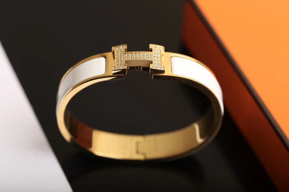 [Vintora]H BRACELET GOLD DIAMOND