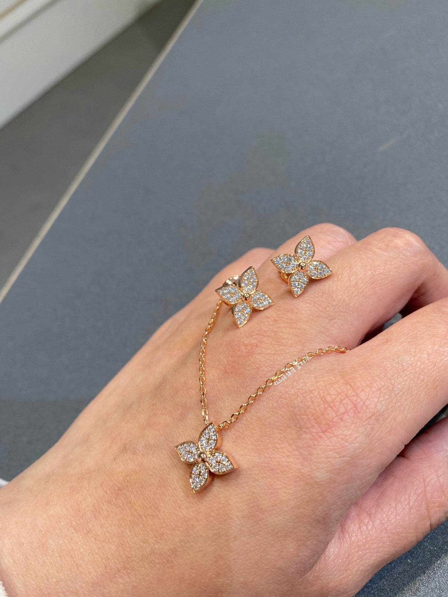 [Vintora]STAR DIAMOND NECKALCE