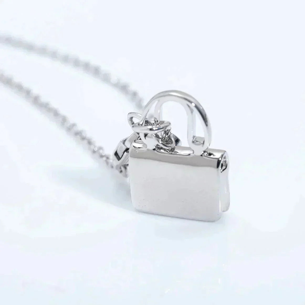 [Vintora]AMULETTE PEDANT SILVER NECKLACE