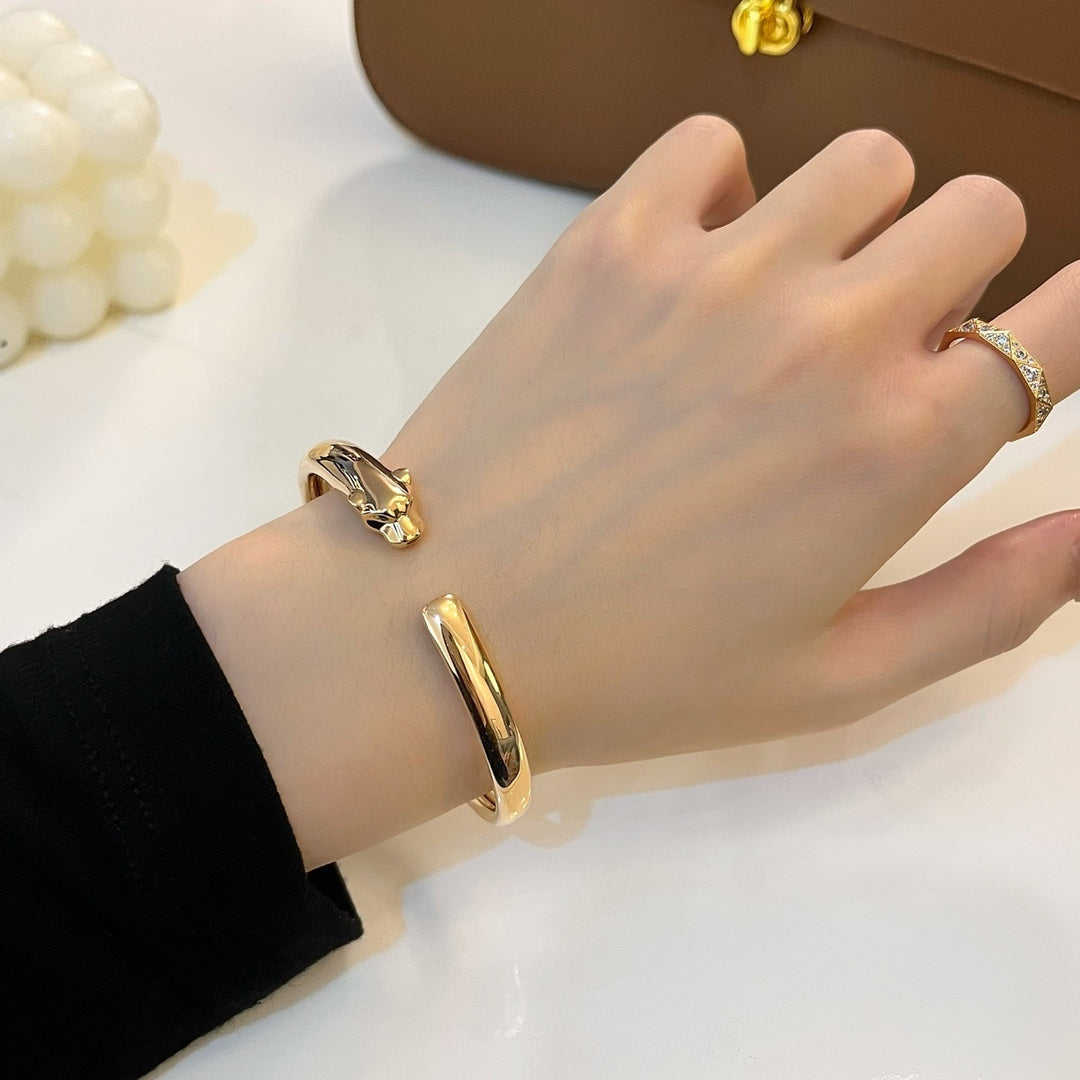 [Vintora]PANTHERE GOLD OPEN BRACELET