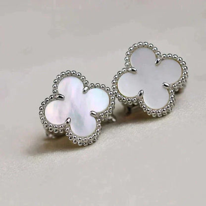 [Vintora]CLOVER MEDIUM 1 MOTIFS  WHITE MOP EARRINGS SILVER