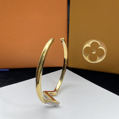 [Vintora]VOLTE UPSITE DOWN DIAMOND GOLD OPEN BRACELET
