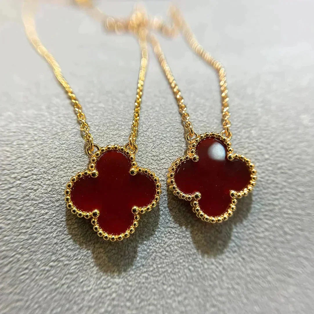[Vintora]CLOVER 15MM CARNELIAN SINGLE FLOWER NECKLACE