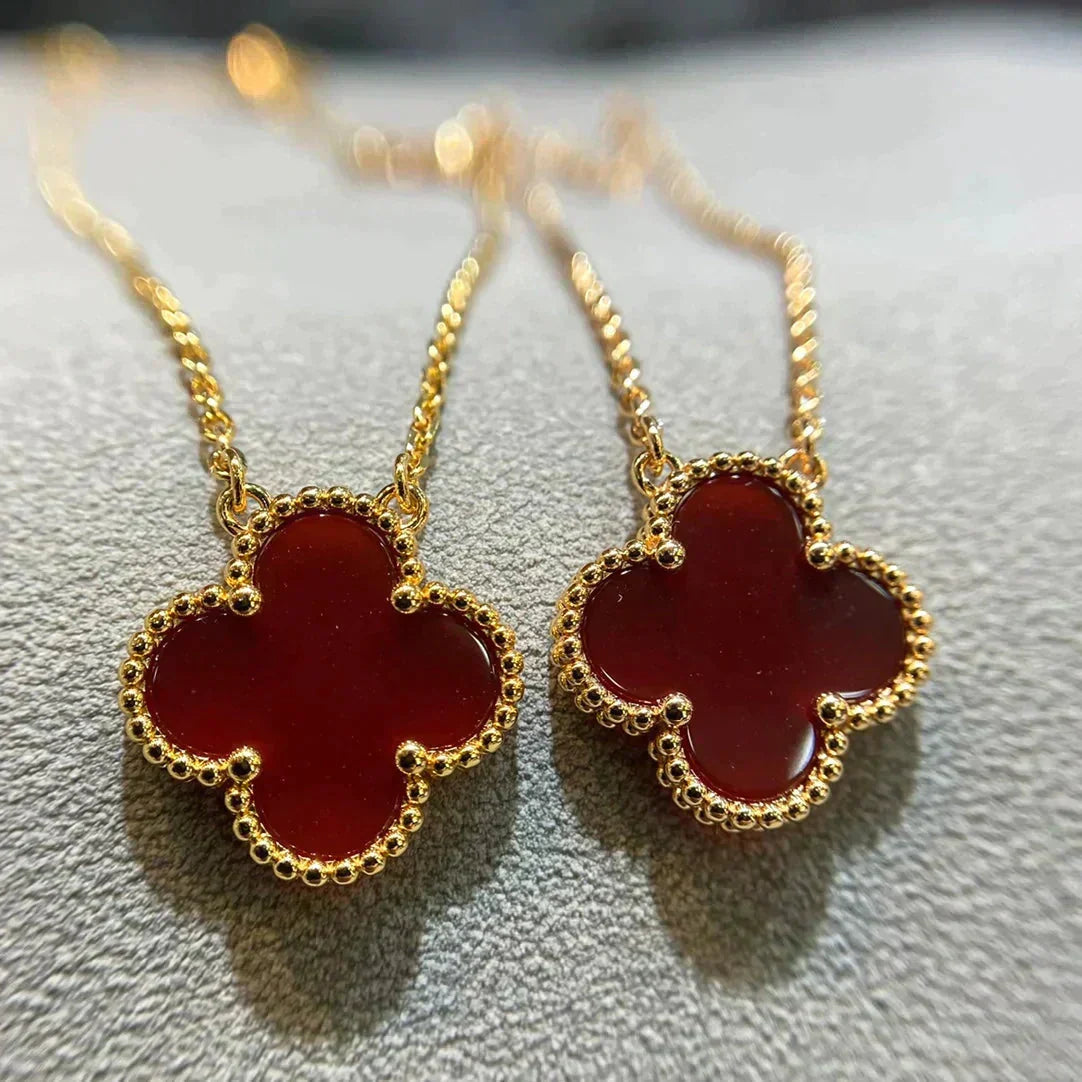 [Vintora]CLOVER 15MM CARNELIAN SINGLE FLOWER NECKLACE