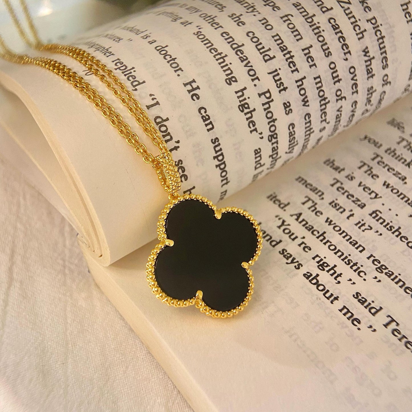 [Vintora]CLOVER 25MM NECKLACE GOLD ONYX