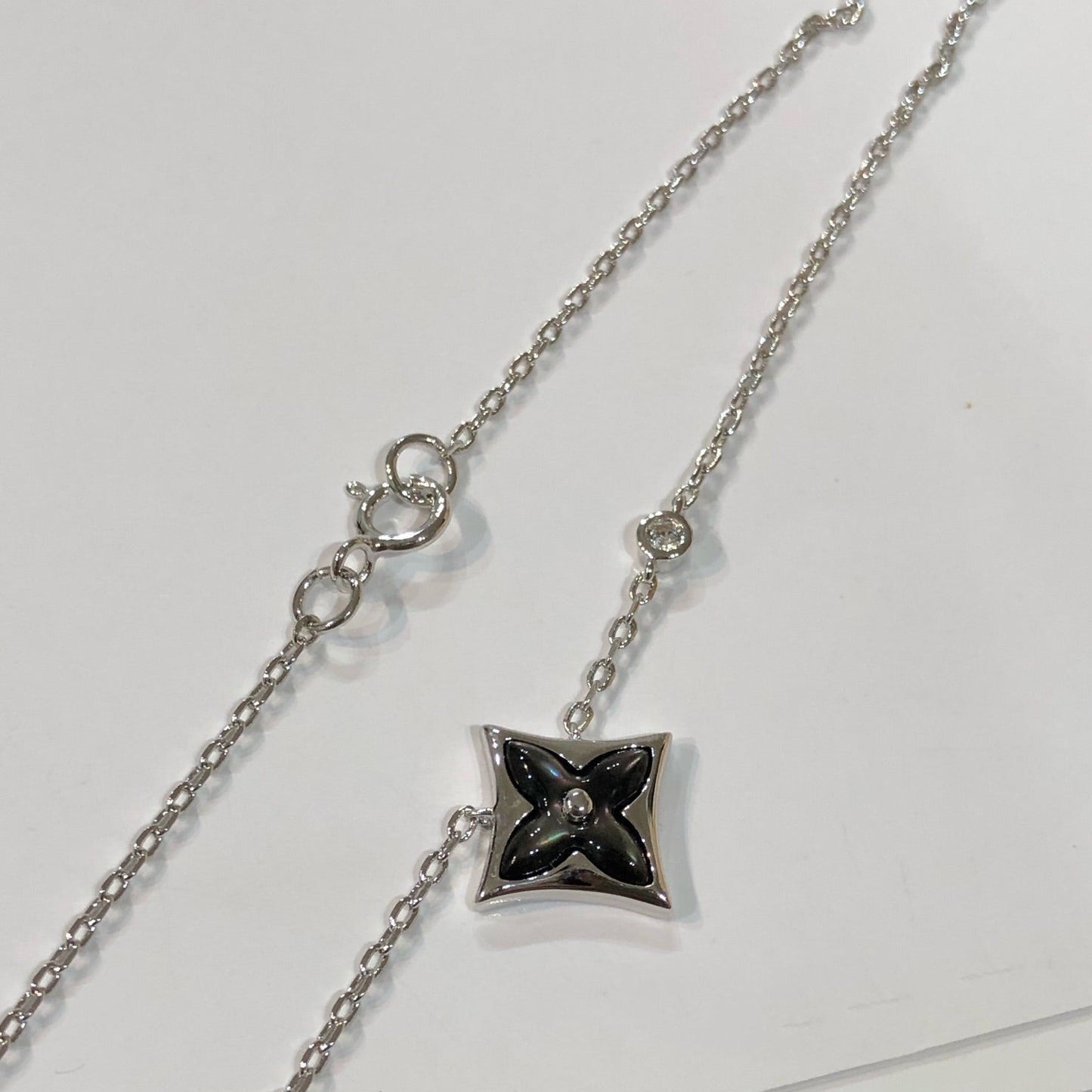 [Vintora]STAR BLACK MOP NECKLACE