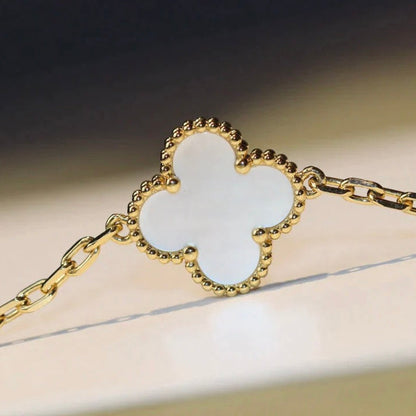 [Vintora]CLOVER 20 MOTIFS WHITE MOP NECKLACE