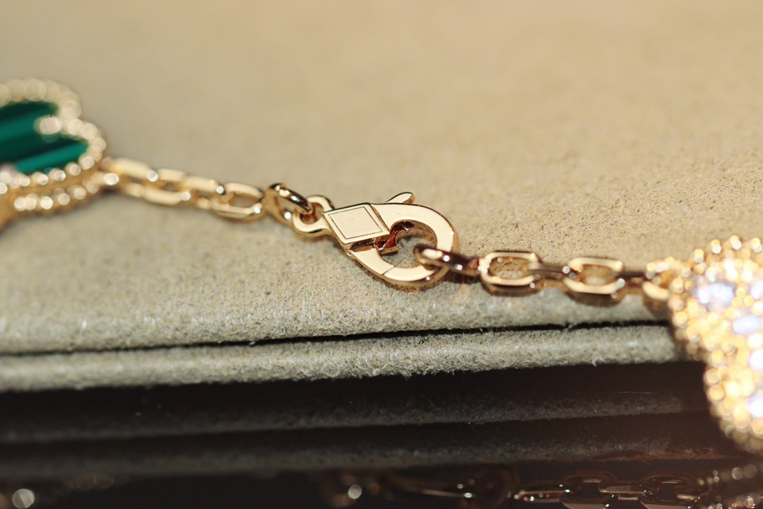 [Vintora]CLOVER 20 MOTIFS ONYX Vintora GOLD