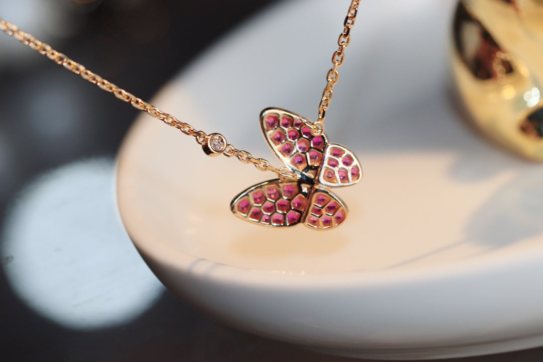 [Vintora]BUTTERFLY RED DIAMOND Vintora GOLD NECKLACE