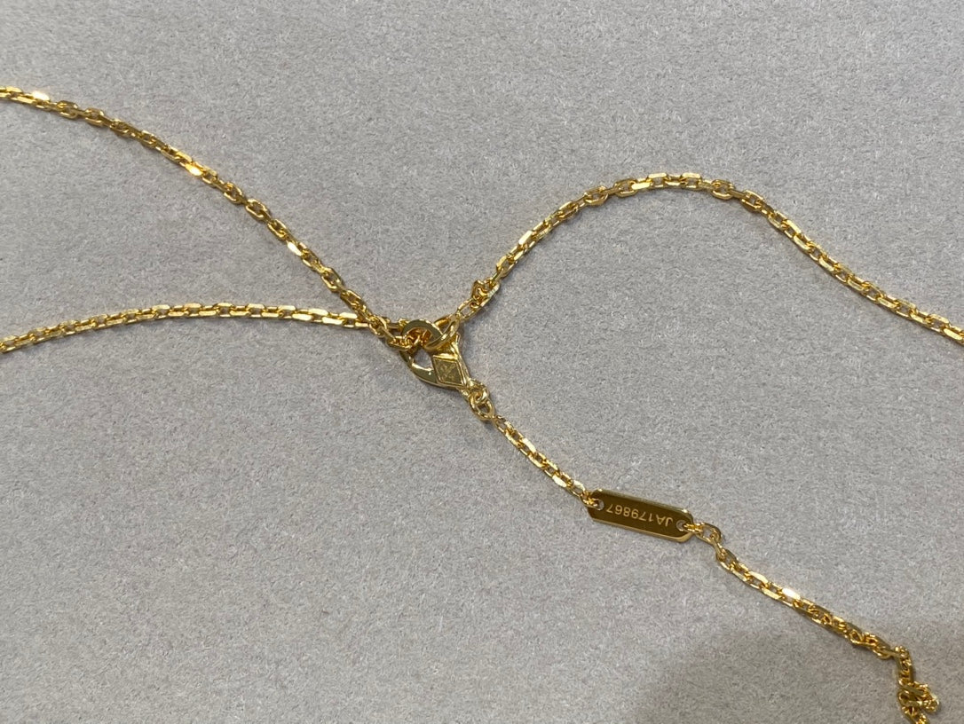 [Vintora]CLOVER 25MM NECKLACE GOLD CARNELIAN