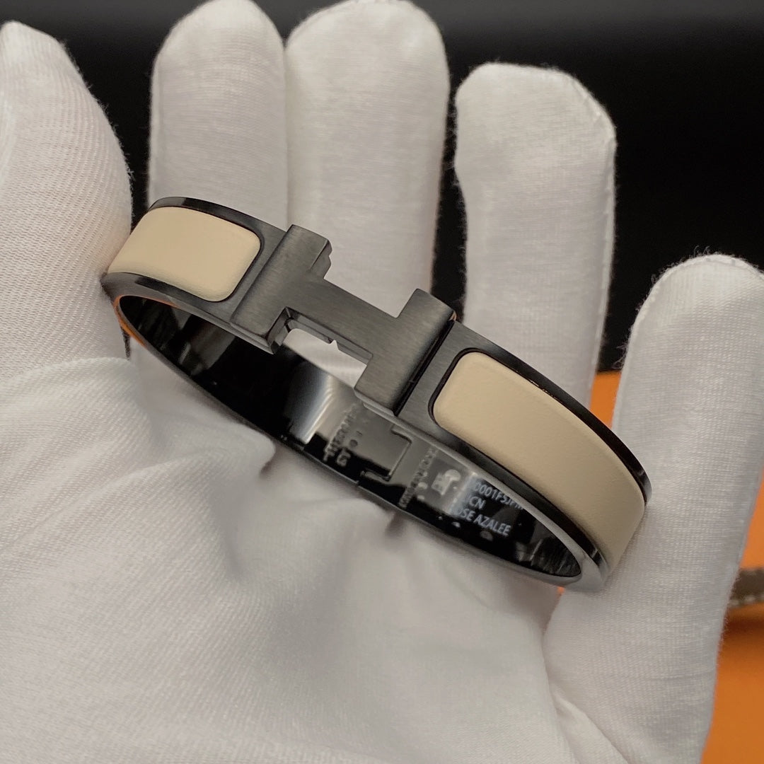 [Vintora]H BRACELET 12MM BLACK BEIGE CERAMIC