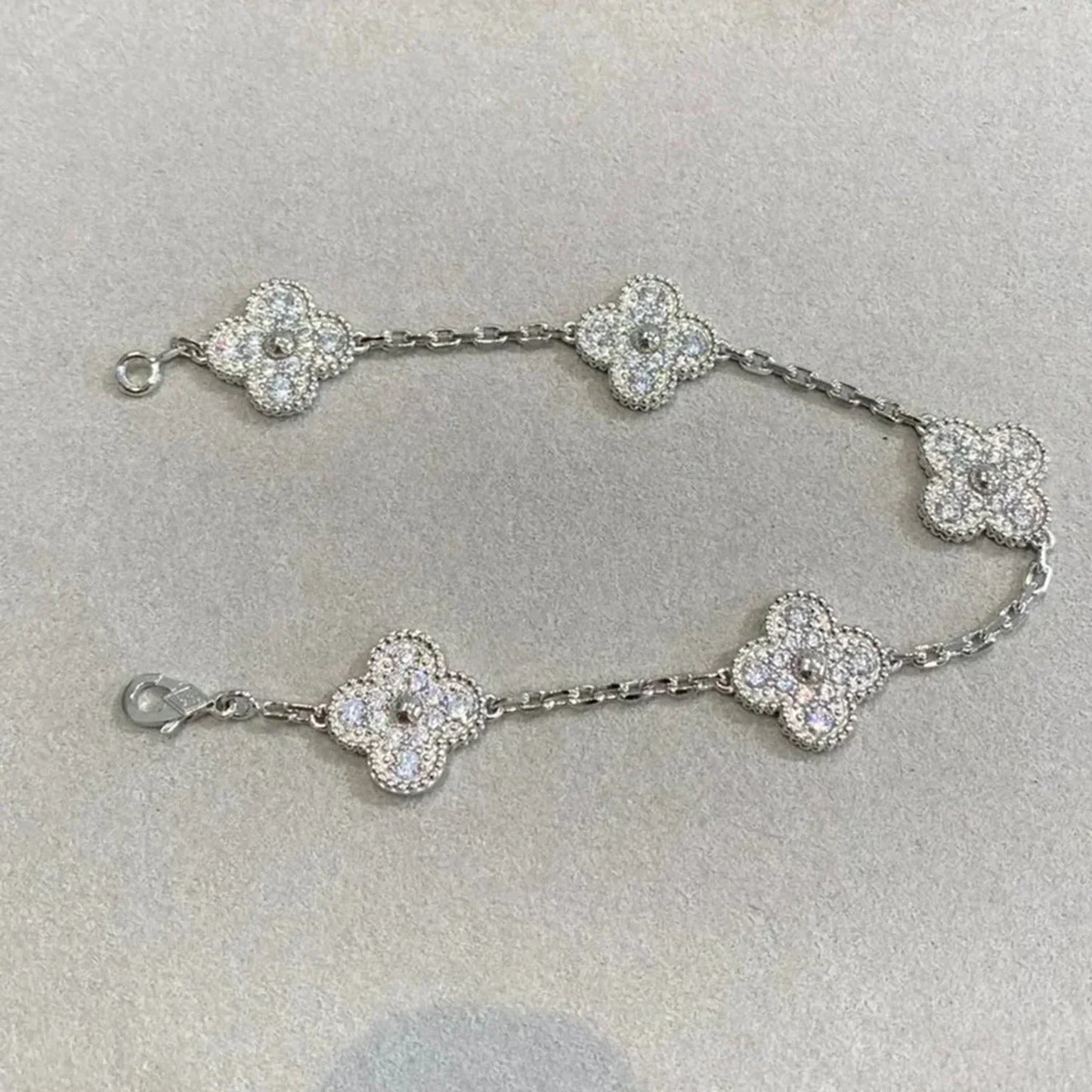 [Vintora] CLOVER 5 MOTIF FULL DIAMOND BRACELET COLLECTION