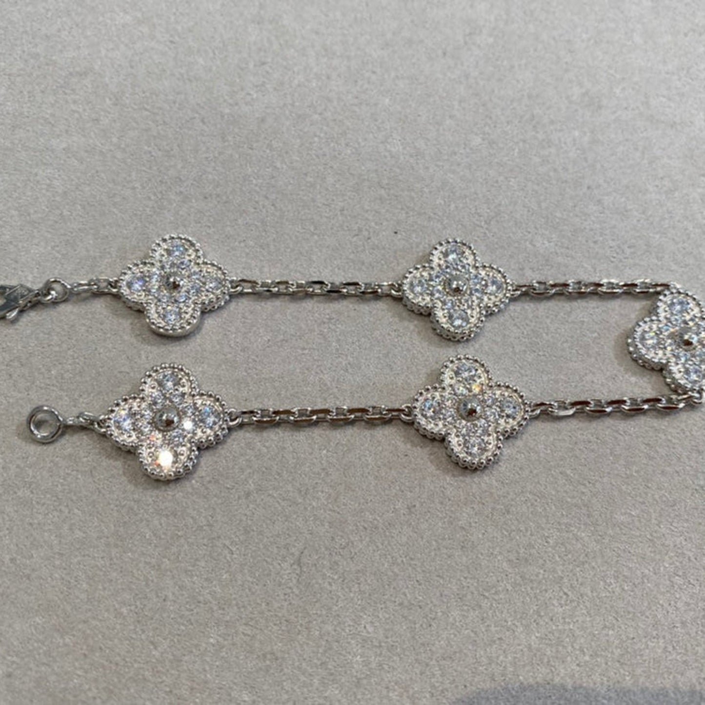 [Vintora] CLOVER 5 MOTIF FULL DIAMOND BRACELET COLLECTION