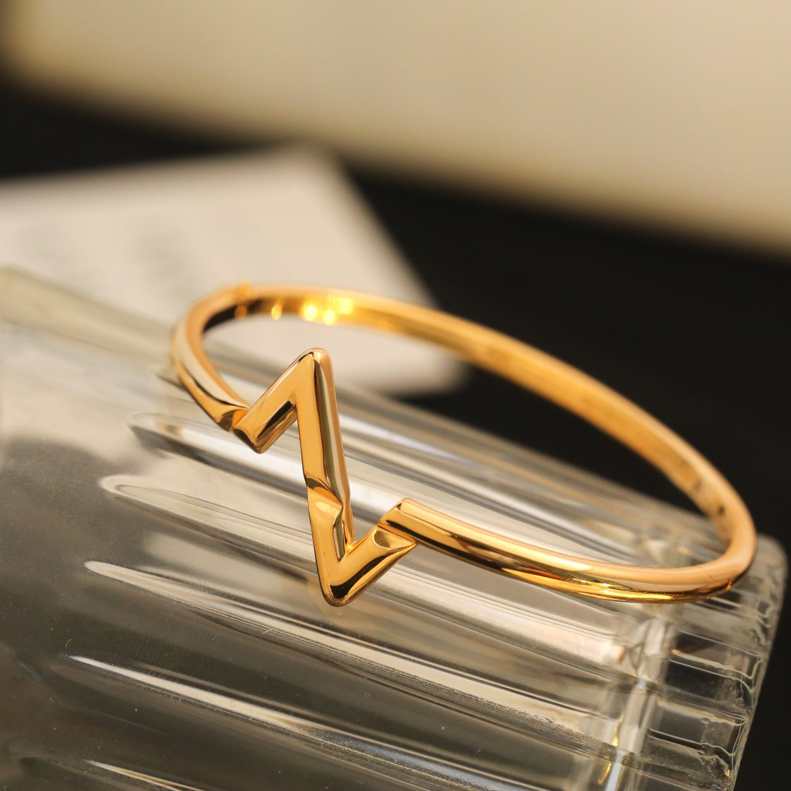 [Vintora]VOLTE UPSITE DOWN BRACELET