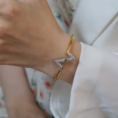 [Vintora]VOLTE UPSITE DOWN GOLD DIAMOND BRACELET