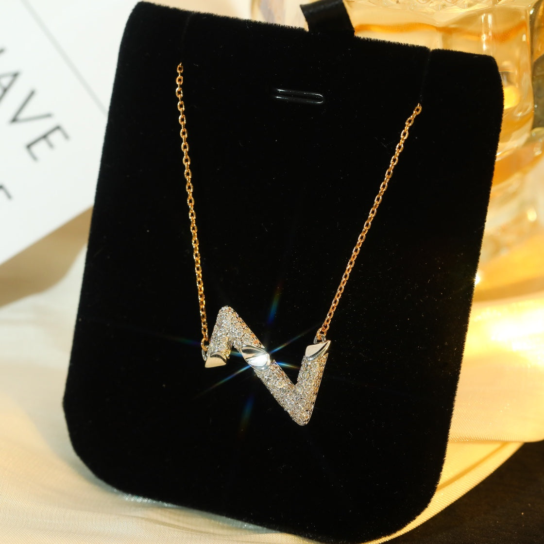[Vintora]VOLT SILVER DIAMOND PEDANT NECKLACE