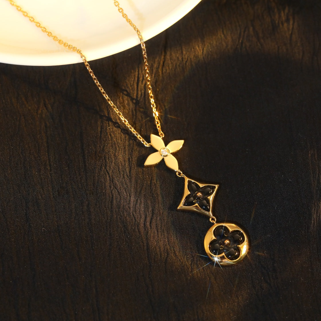[Vintora]STAR AND SUN ONYX PINK GOLD NECKLACE