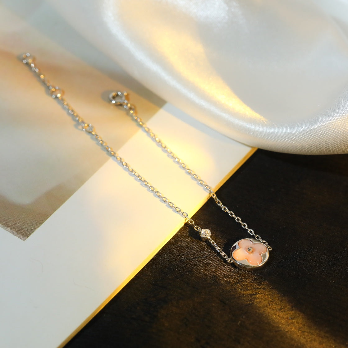 [Vintora]SUN MOTIF PINK MOP SILVER BRACELET
