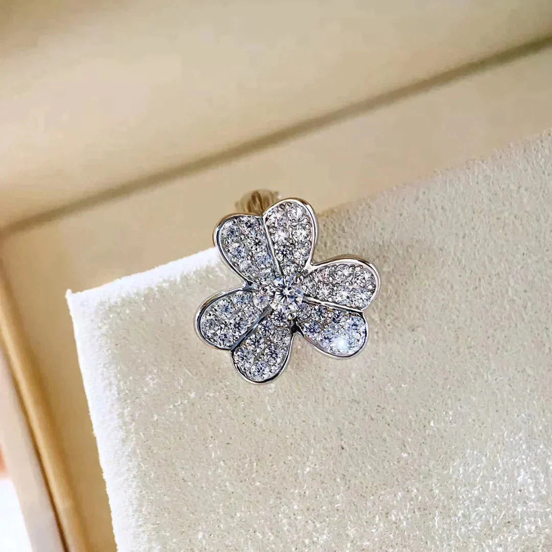[Vintora]CLOVER COMOS DIAMOND EARRINGS SILVER