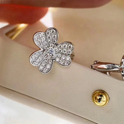 [Vintora]CLOVER COMOS DIAMOND EARRINGS SILVER