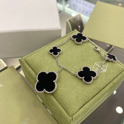 [Vintora]CLOVER 5 MOTIFS SIVLER ONYX BRACELET