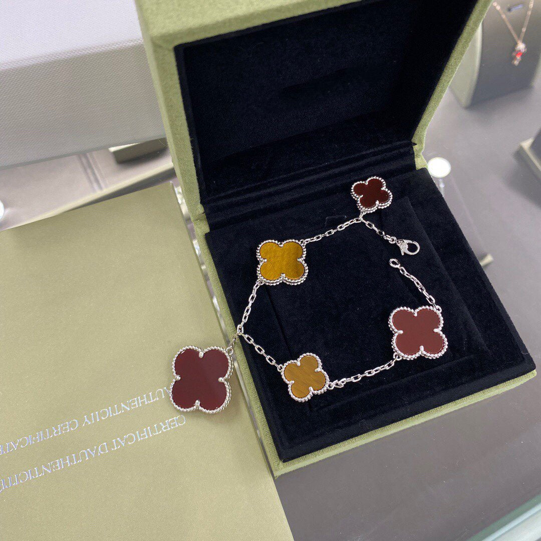 [Vintora]CLOVER 5 MOTIFS SIVLER CARNELIAN TIGER EYE BRACELET