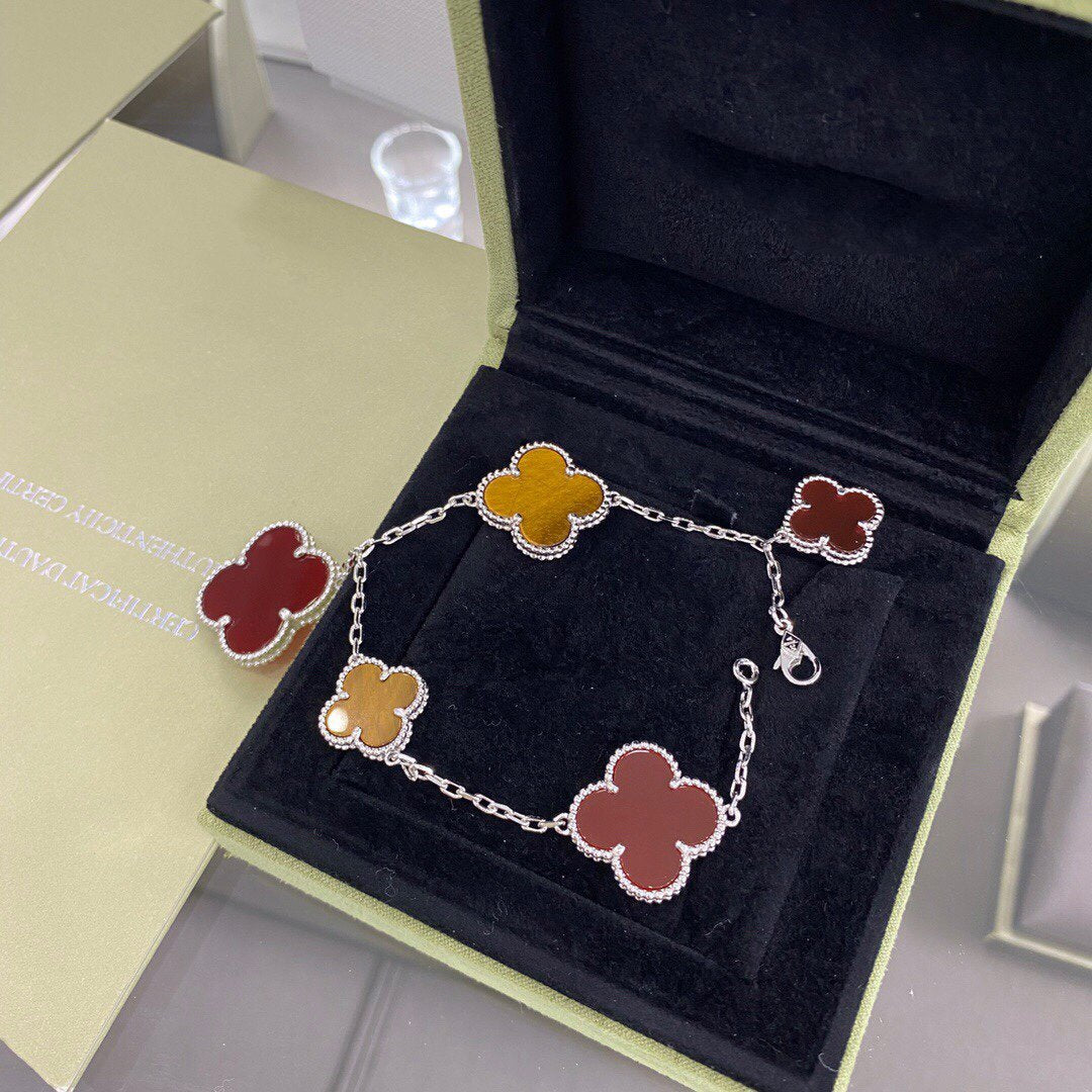 [Vintora]CLOVER 5 MOTIFS SIVLER CARNELIAN TIGER EYE BRACELET