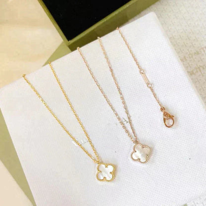 [Vintora]CLOVER MINI 9.5MM WHITE MOTHER-OF-PEARL NECKLACE