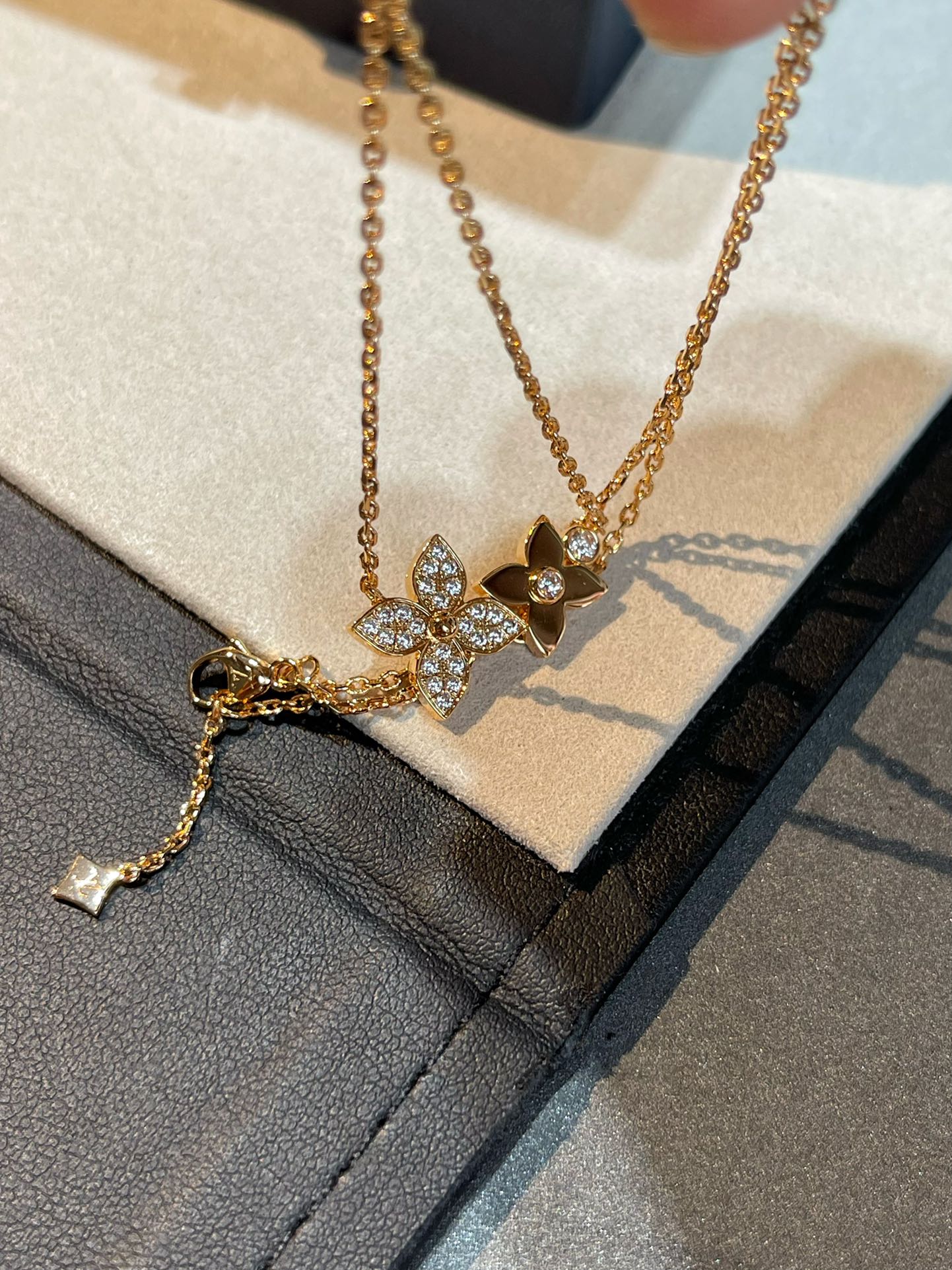 [Vintora]STAR BLOSSOM NECKLACE PINK GOLD DIAMONDS