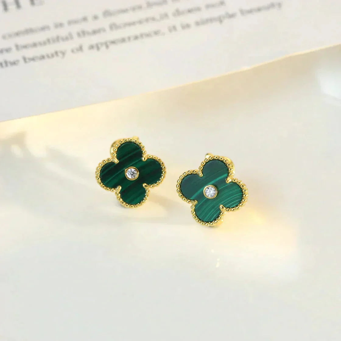 [Vintora]CLOVER MEDIUM 1 MOTIFS MALACHITE DIAMOND EARRINGS