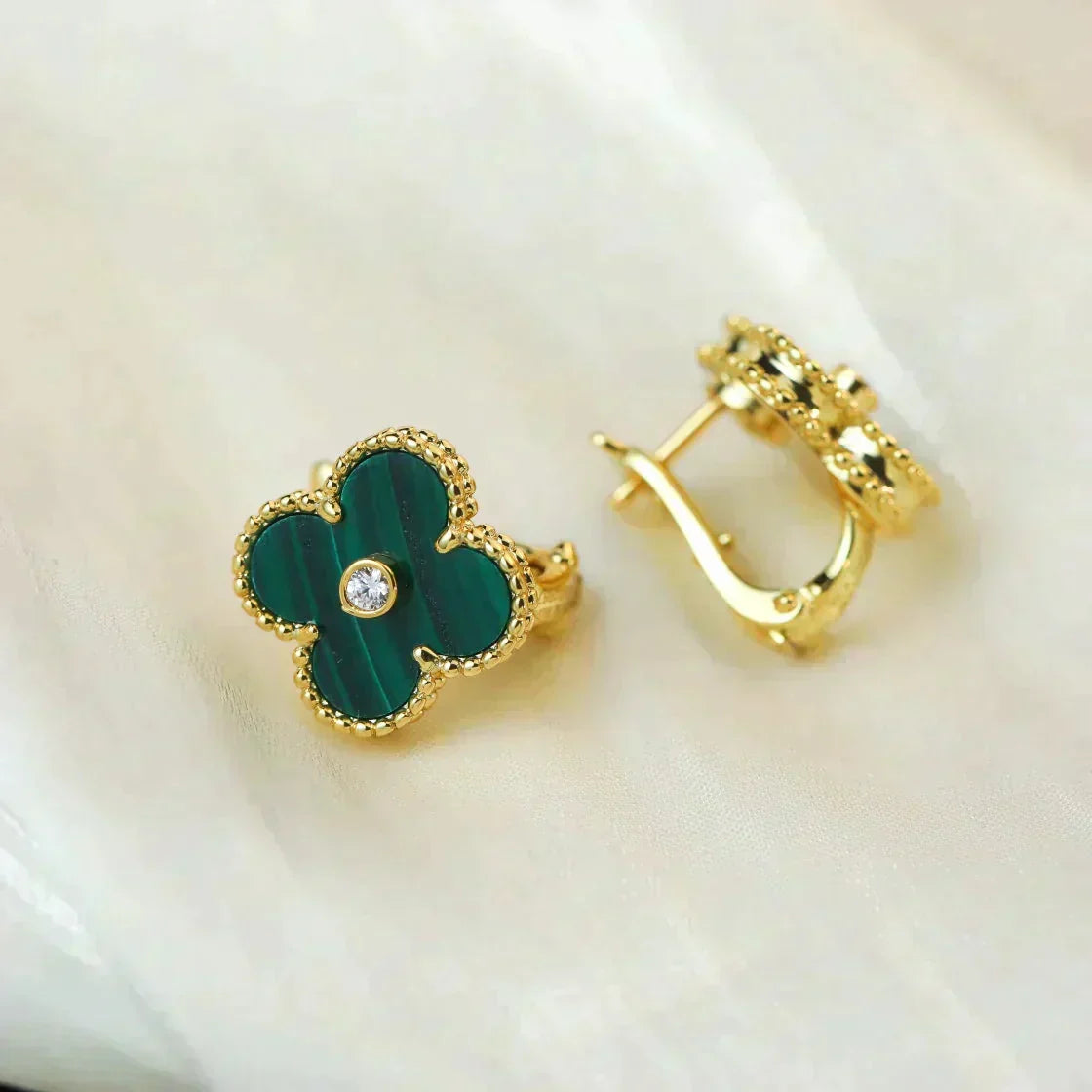 [Vintora]CLOVER MEDIUM 1 MOTIFS MALACHITE DIAMOND EARRINGS