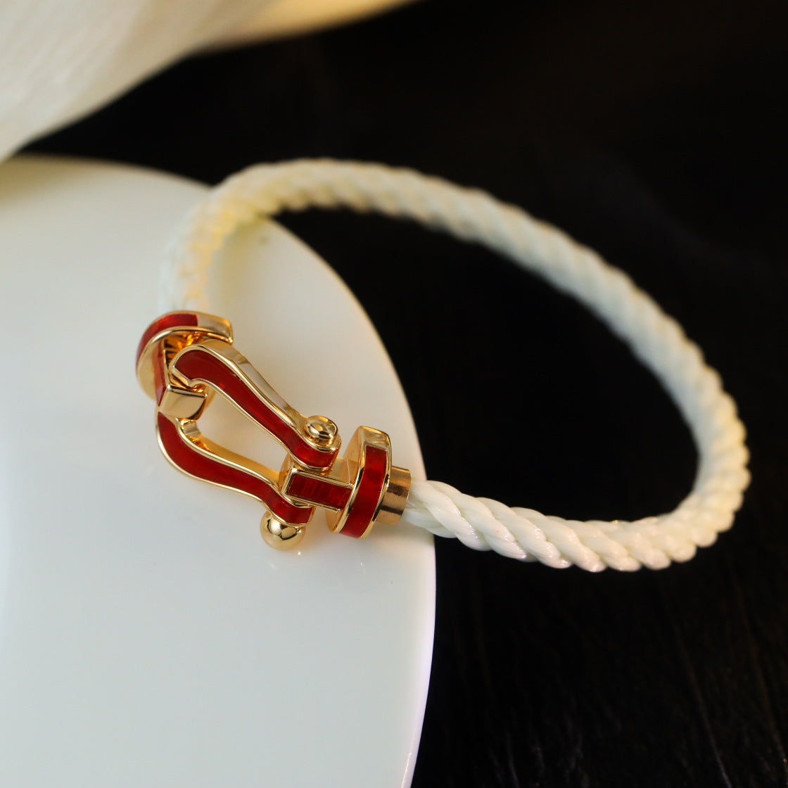[Vintora]FORCE 10 WHITE TEXTILE DIAMOND PAVED