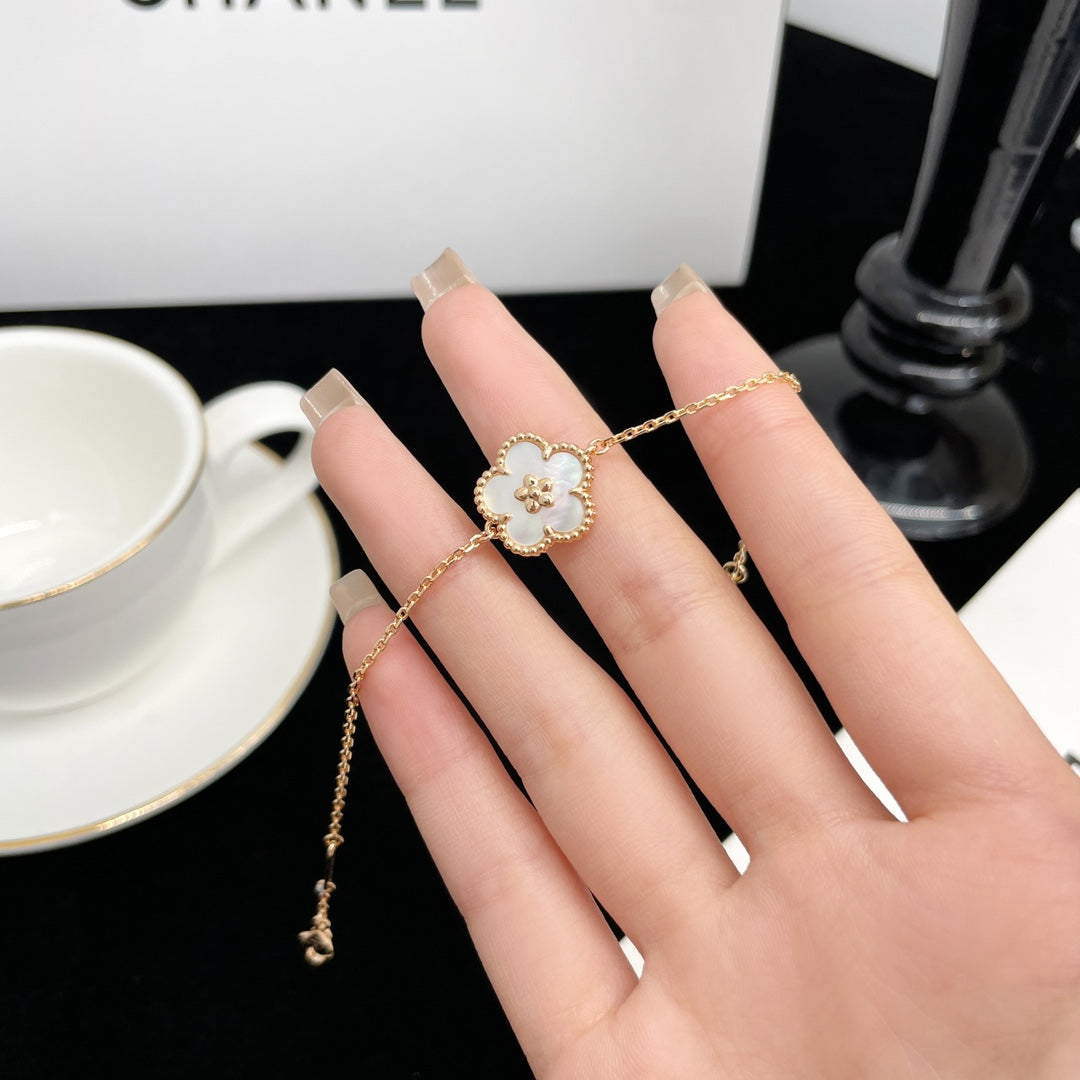 [Vintora]LUCKY SPRING Vintora GOLD MOP BRACELET